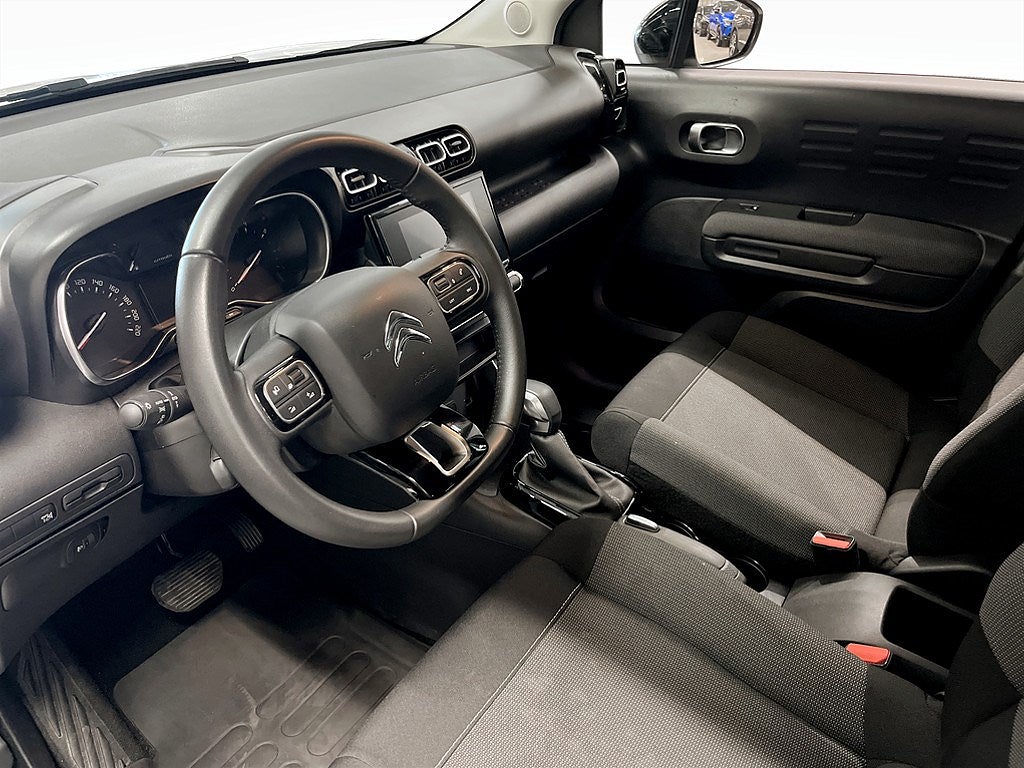 Bild på Citroën C3 Aircross Shine 1.2 PT 130hk Aut - CARPLAY, BACKSENSORER