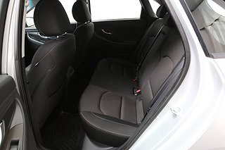 Halvkombi Hyundai i30 13 av 16