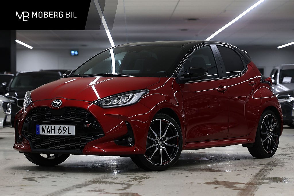 Toyota Yaris Hybrid 116hk *Kampanj!* GR-Sport Plus pkt HUD JBL Bi-Tone