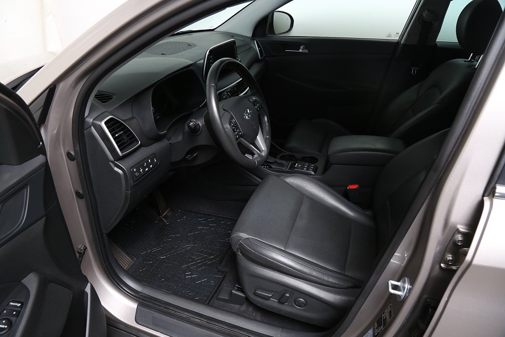 Hyundai Tucson 1,6 T-GDI 177hk Premium AWD Pano Skinn 360°-kamera Drag 2019