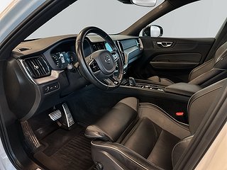 Volvo XC60 Recharge T8 AWD R-Design S&V-Hjul/Drag/Pano/360