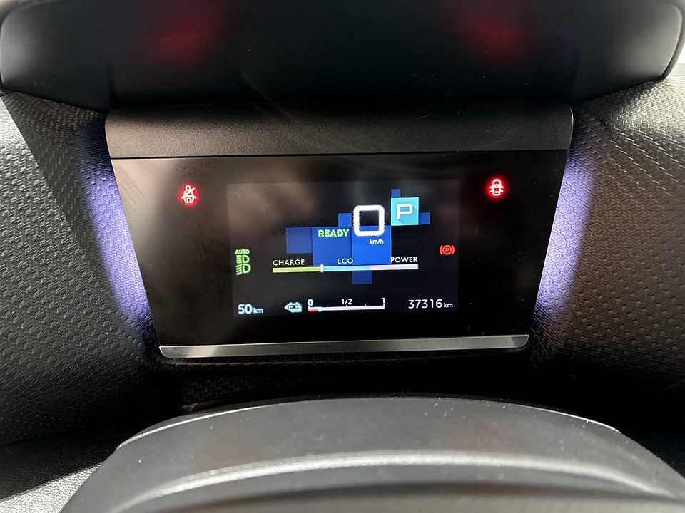 Bild på Citroën e-C4 Shine 50kWh 136hk Aut B-KAMERA CARPLAY