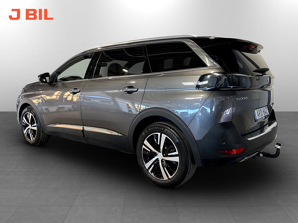 Bild på Peugeot 5008 GT 1.2 PT 130hk Aut 7-SITS DRAG B-KAMERA