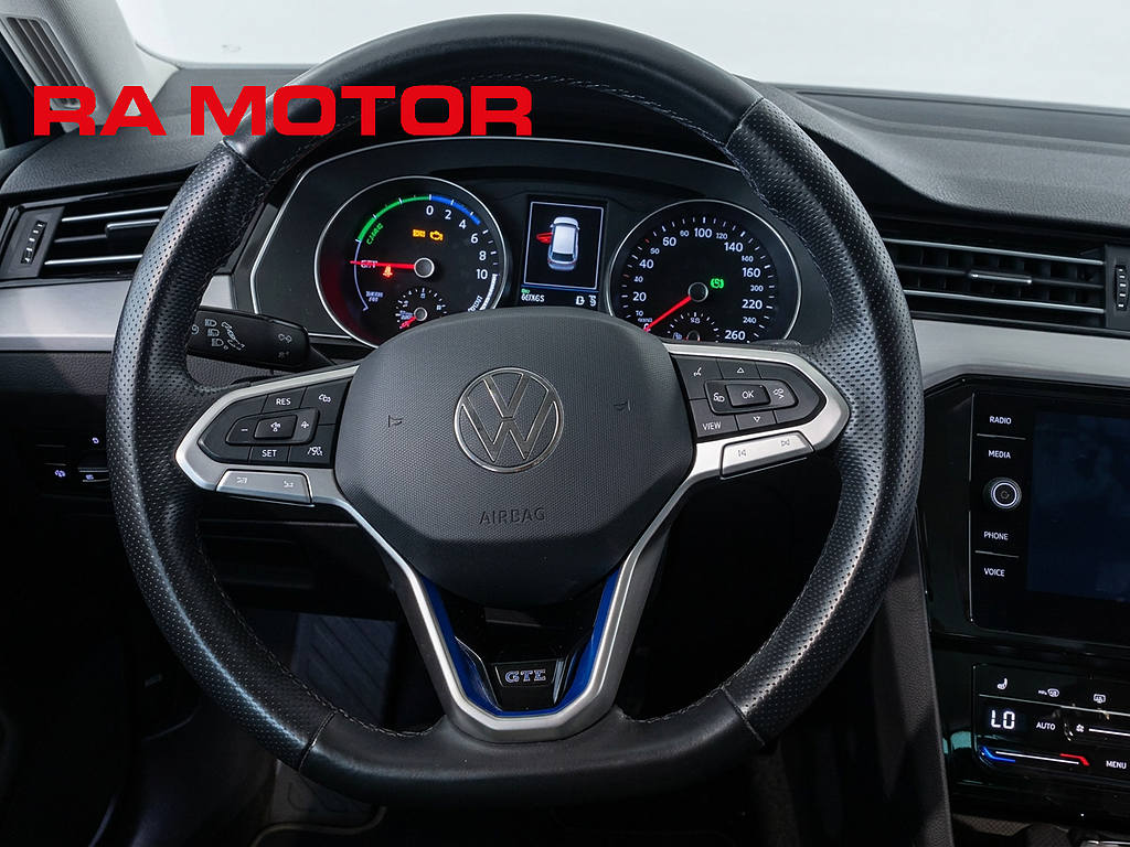 Volkswagen Passat SC GTE  218hk | Värmare | Apple Carplay | SoH 100% | 2021