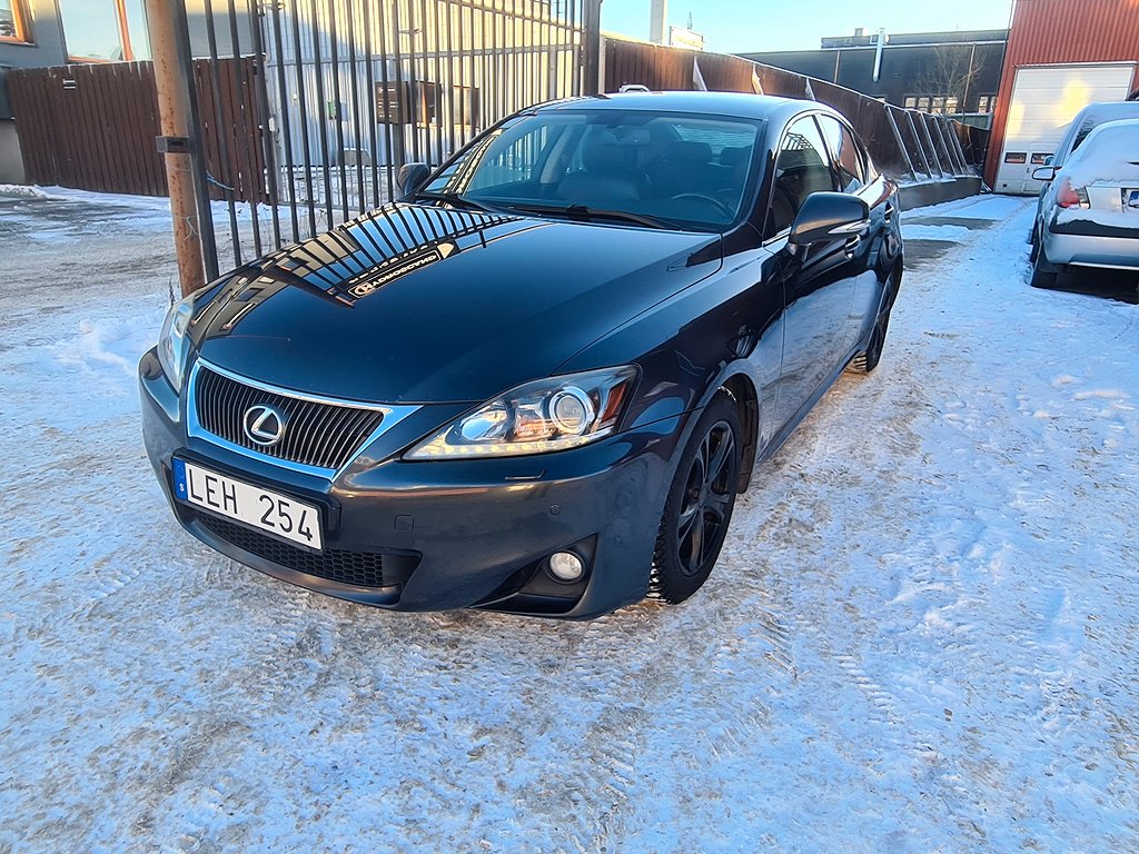 Lexus IS 250 2.5 V6 Luxury Euro 5