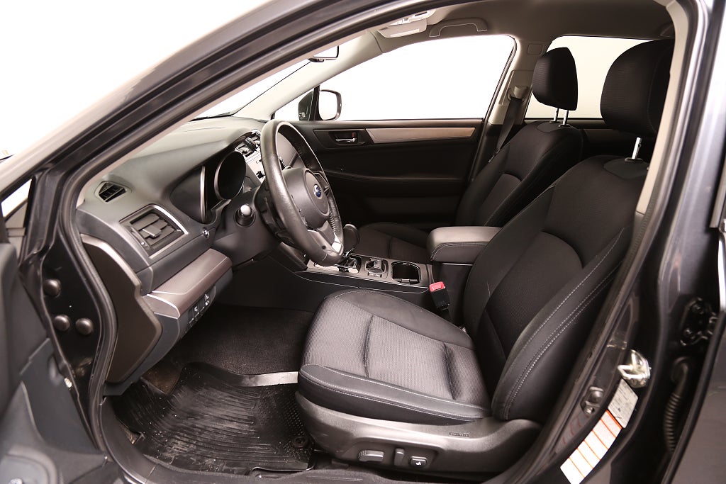 Subaru Outback 2,5i 175hk Active AWD Aut Motorv Dragkrok