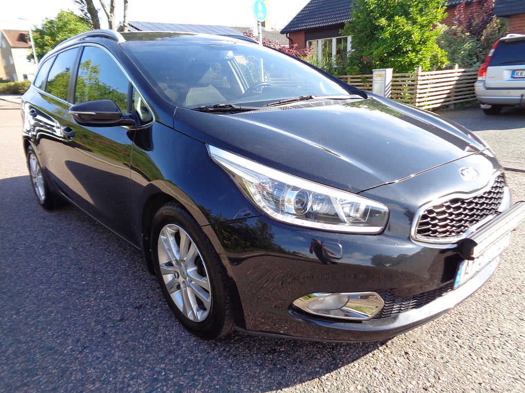 Kia cee'd_sw 1.6 CRDi Automatic, 128hp, 2014