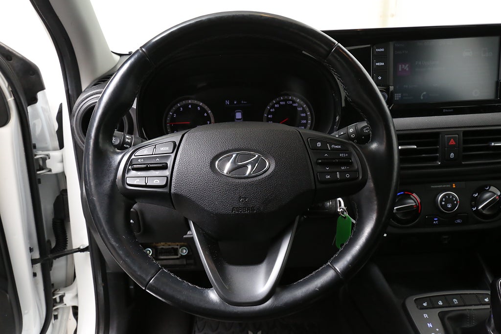 Hyundai i10 1,0 blue 67hk Essential Automat CarPlay 2021