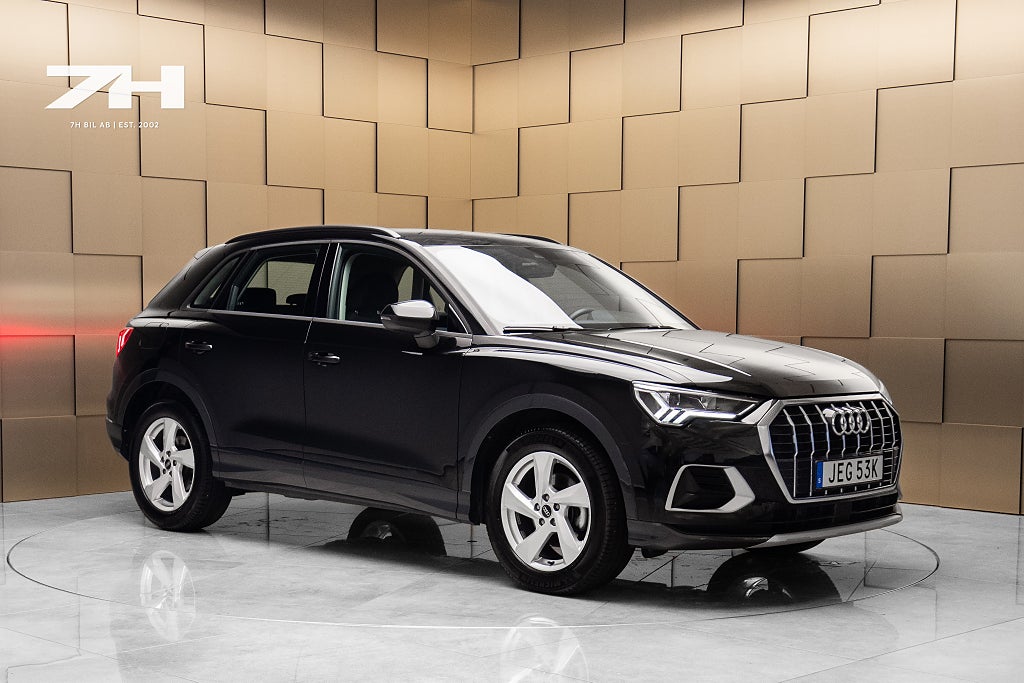 Audi Q3 35 TFSI Proline Adv / Adaptiv Farth. / Drag / Värmare