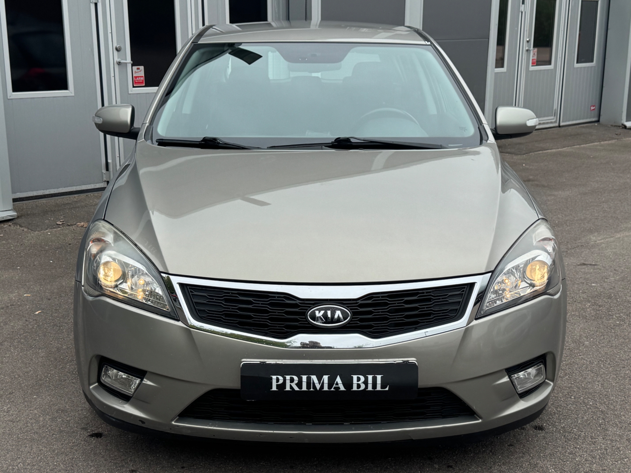 Kia Ceed cee'd 1.6 CRDi ECO Nybes 2010, bild 2/36