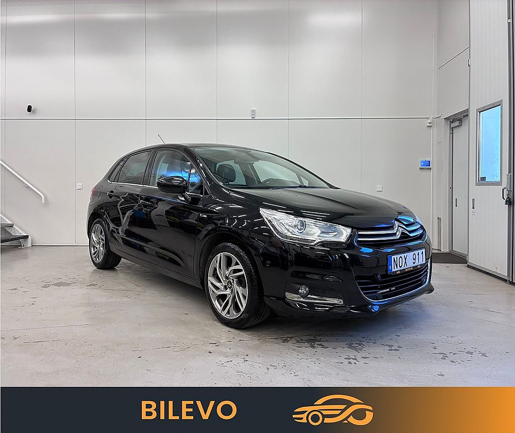 Citroën C4 1.6 111hk Panorama Halv-skinn Nyservad M&K-Värmare PDC