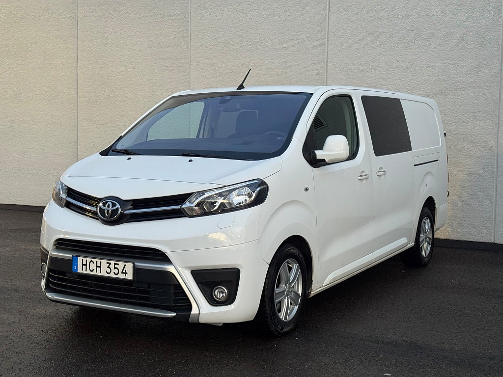 Toyota ProAce 2.0 D-4D Kombi Automat Värmare/360 Euro 6