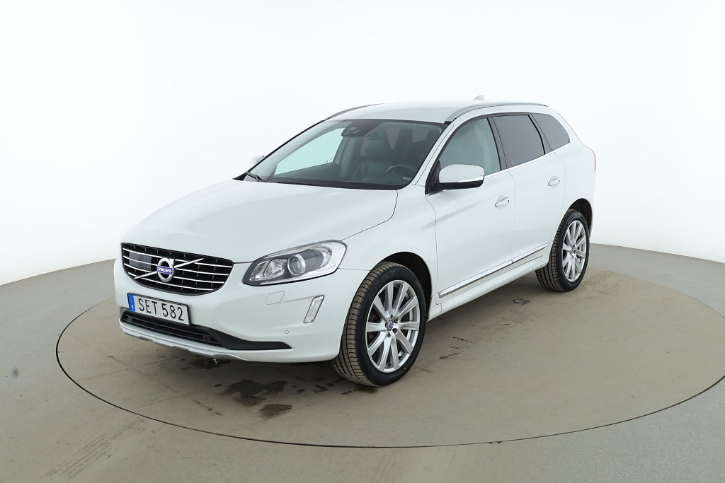 Volvo XC60 2.4 D4 Summum AWD / Drag, BLIS, ACC, Rattvärme
