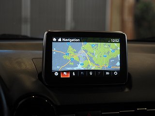 Halvkombi Mazda CX-3 19 av 21