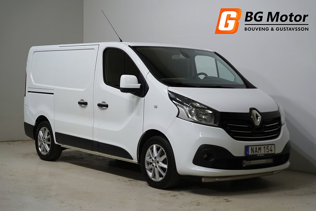 Renault trafic Skåpbil 2.9t 1.6 dCi 120HK Drag/Värmare/Backkamera