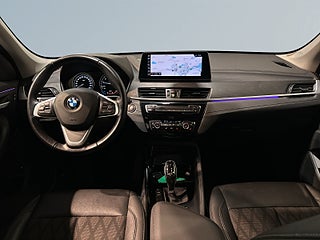 BMW X1 xDrive20i Steptronic xLine Mvärm Psens GPS HuD SoV – bild 8