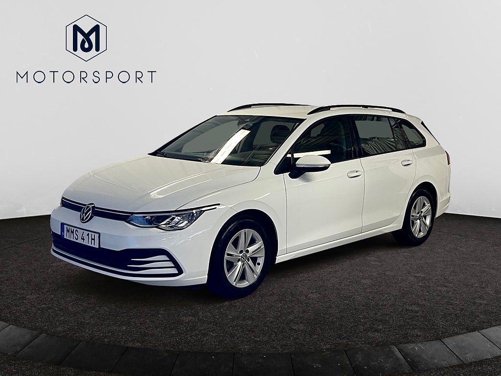 Volkswagen Golf Sportscombi 1.5 eTSI Aut Adaptiv farthållare Carplay 