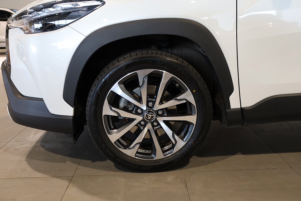 Toyota Corolla Cross Hybrid AWD 197Hk Aut Style Navi Kamera 2022