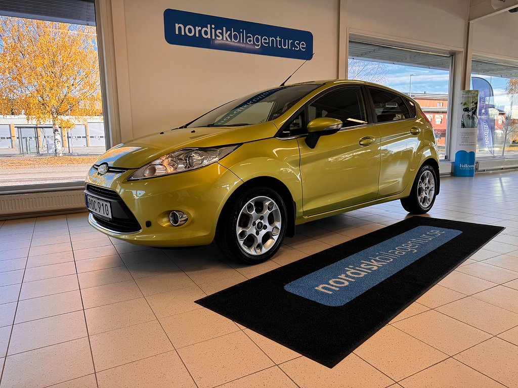 Ford Fiesta 1.25 5dörr *Nyservad* Titanium *Norrbottensbil* 