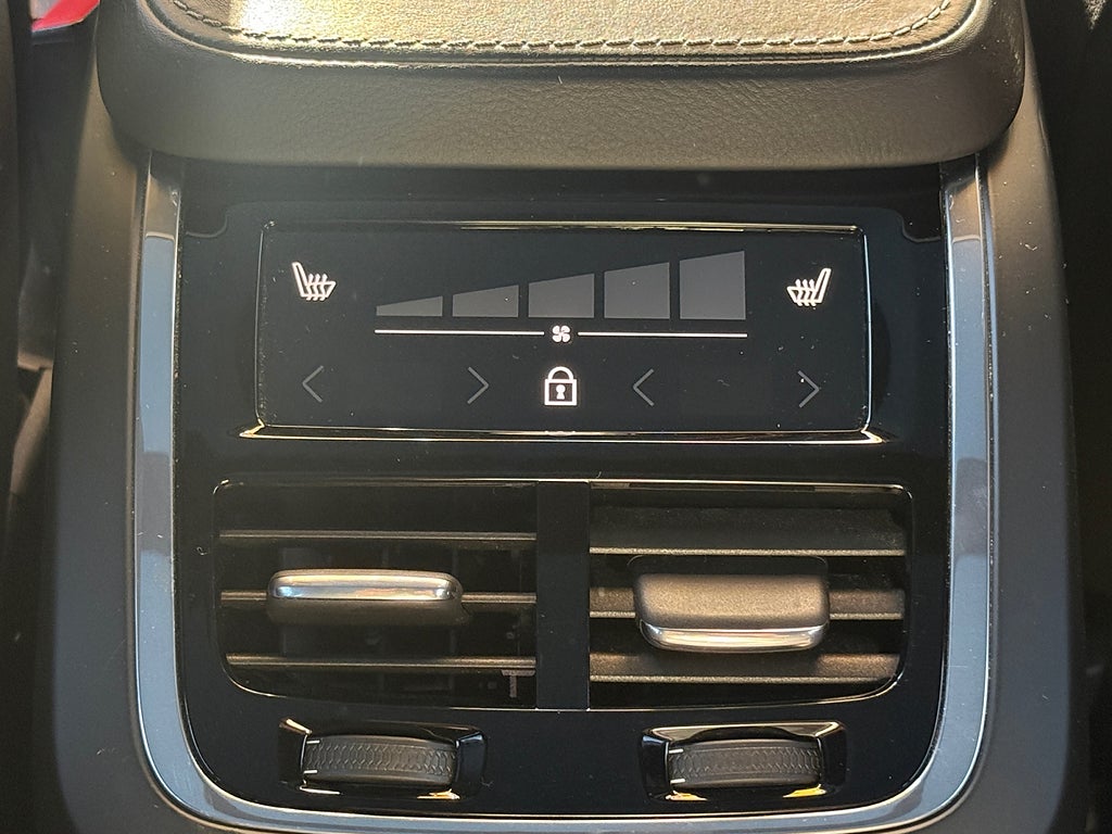 Volvo XC90 2020 - miniatyr 18