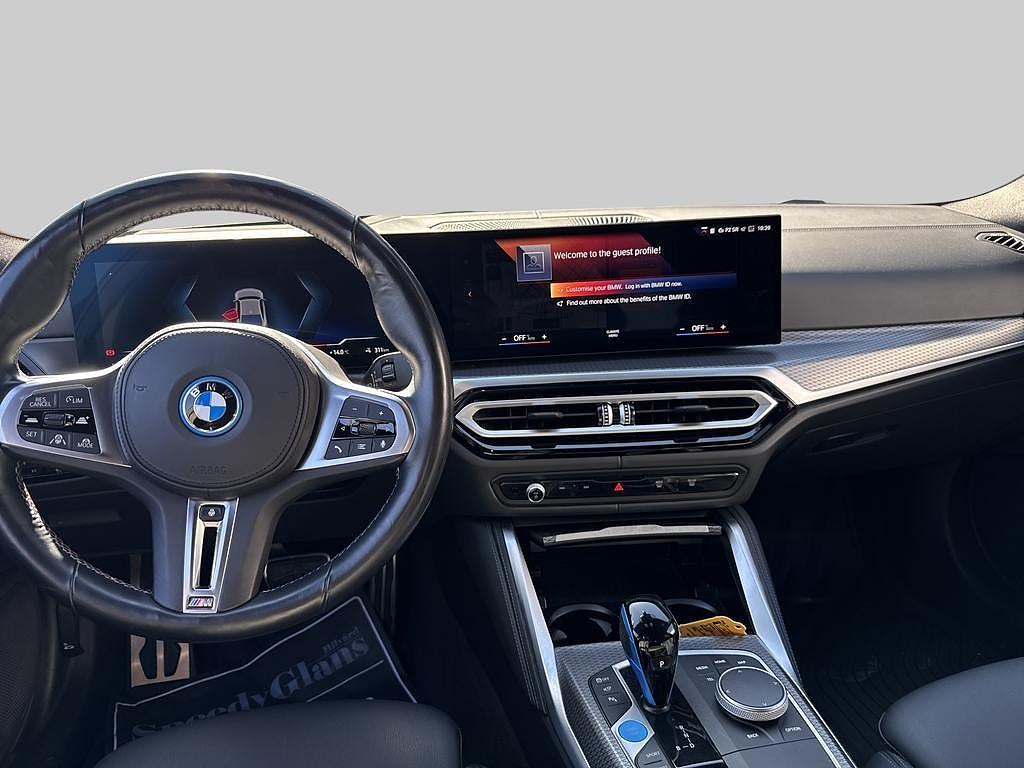 BMW i4 2023 - miniatyr 8
