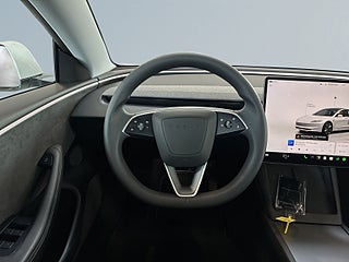 Tesla Model 3 Long Range AWD Premium S&V-hjul/Drag/VärmeP/PremiumLjud – bild 9