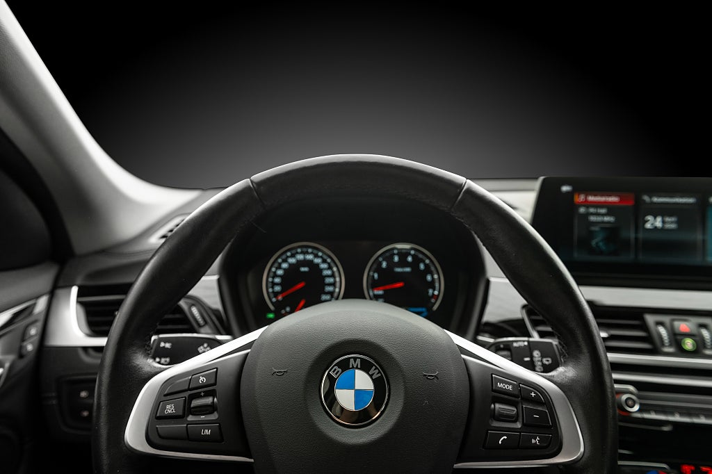 BMW X1 2021 - miniatyr 9