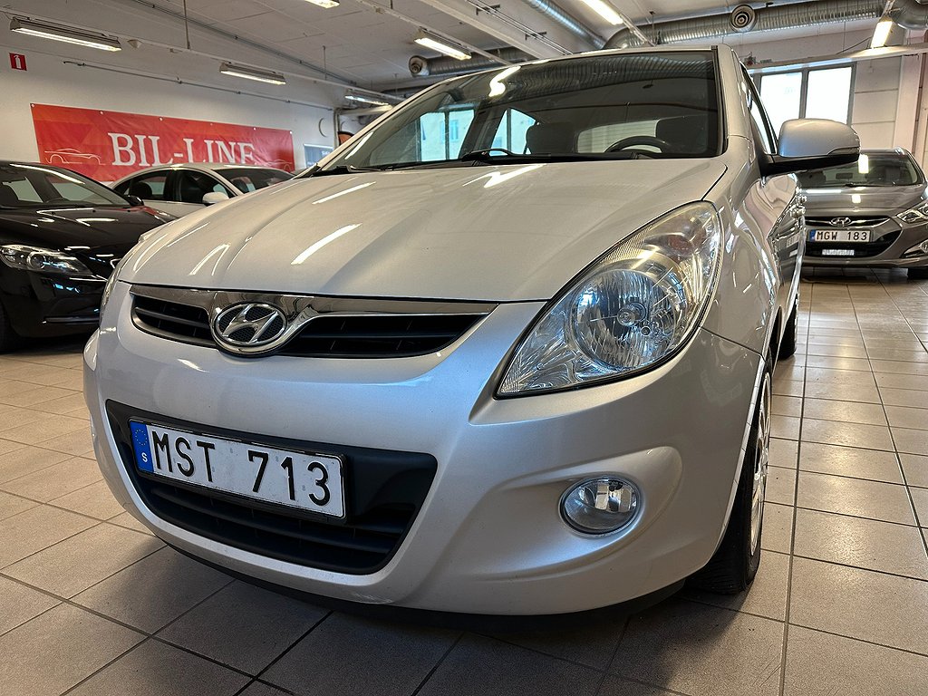 Hyundai i20 5-dörrar 1.2 Premium Euro 5 NYSERVAD