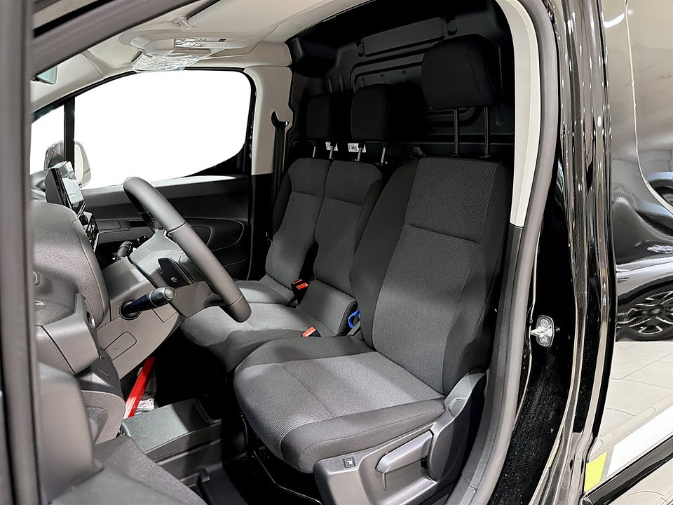 Bild på Opel Combo Elite GS-Line 130hk Aut L2 -EDITION! VÄRMARE & DRAGKROK