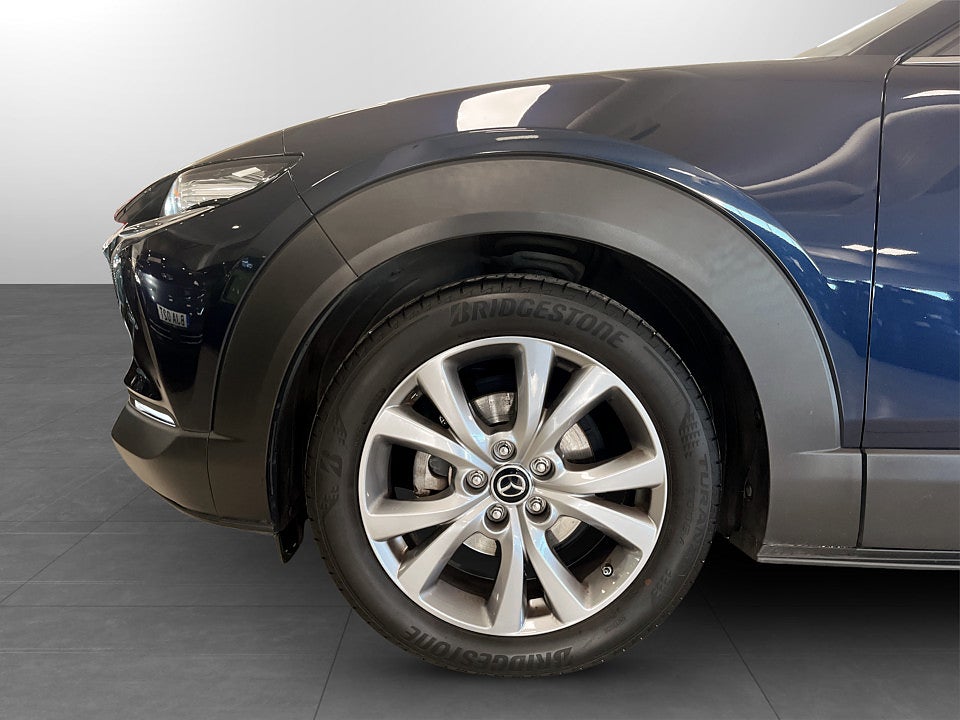 Bild på Mazda CX-30 Sky 2.0 SKYACTIV-X M 150hk - B-KAMERA, CARPLAY