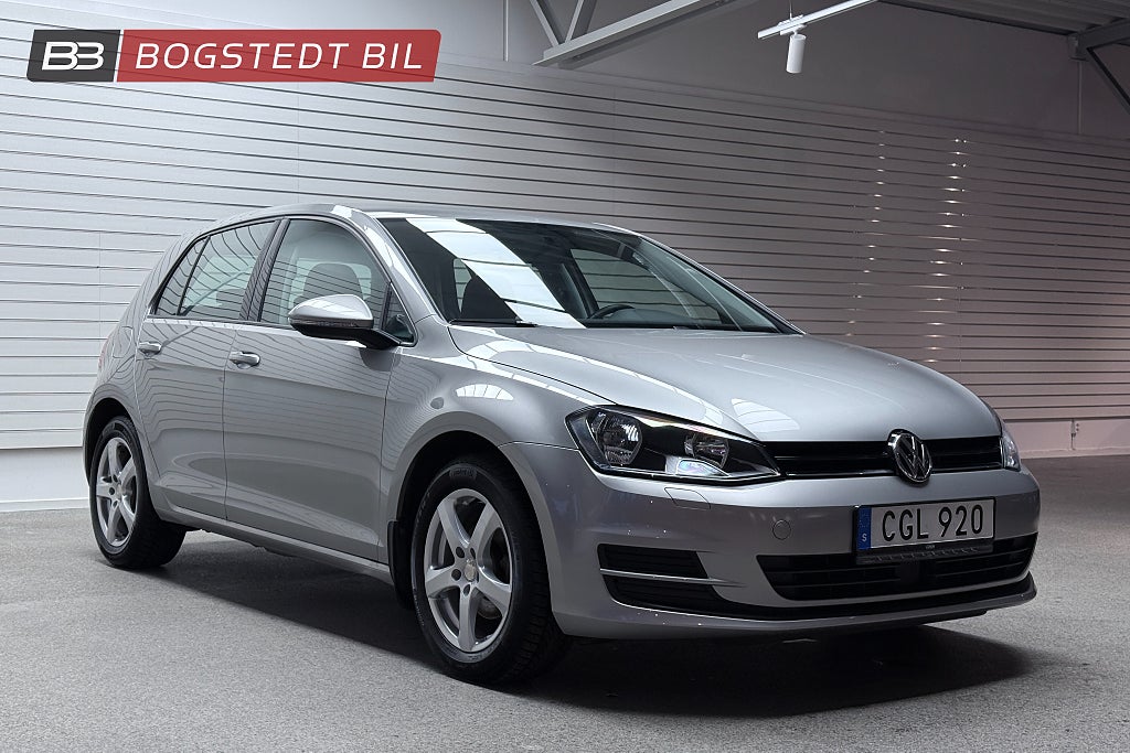 Volkswagen Golf 5-dörrar 1.2 TSI BMT Masters | Backkamera | Drag | Bluetooth