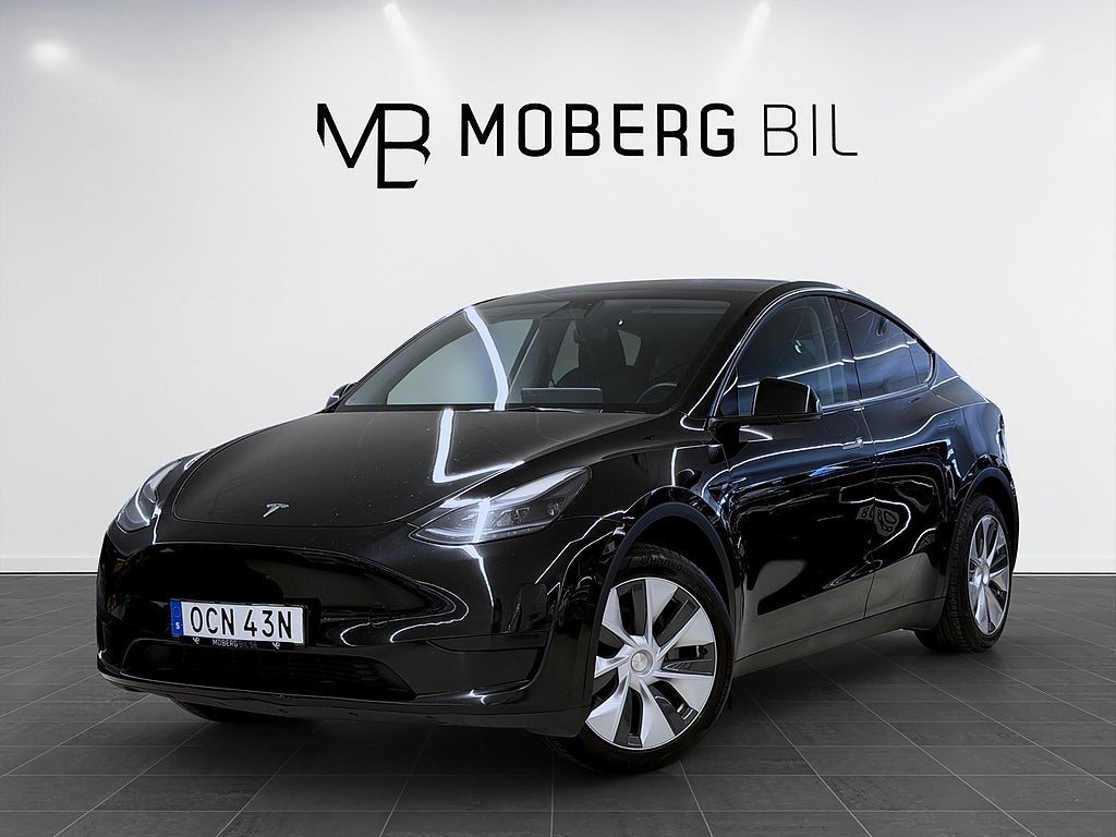 Tesla Model Y Standard Range 299hk Helg på Moberg! Pano Drag B-Kamera