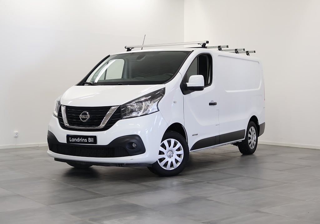 Nissan NV300 Van L1H1 1.6 dCi Backkamera Navi Drag Värm V-Hjul MOMS