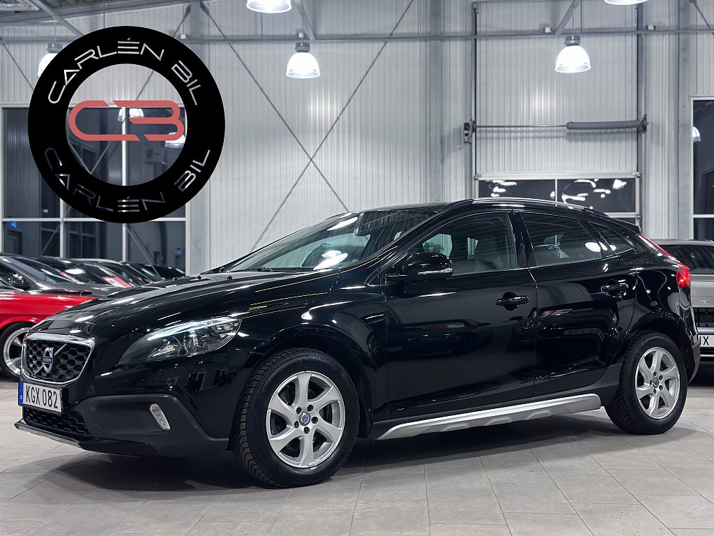Volvo V40 Cross Country D2 Momentum Style pkt Kamrem bytt Värmare V-hjul