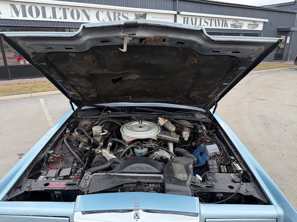 Lincoln Continental Mark VI Sedan 5.0 V8 EFI 0kr insats 848kr/mån
