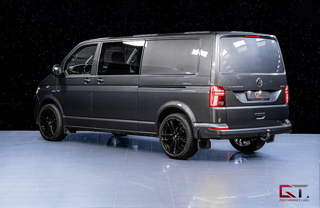 Volkswagen Transporter Kombi T32 TDI 4Motion MOMS Värmare Drag ACC Kamera 2