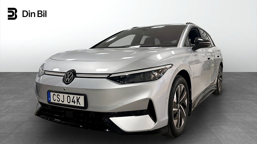 Volkswagen ID.7 Tourer Pro/ Edition/Dragkrok/Asspkt/Exteriörpkt/Interiörp