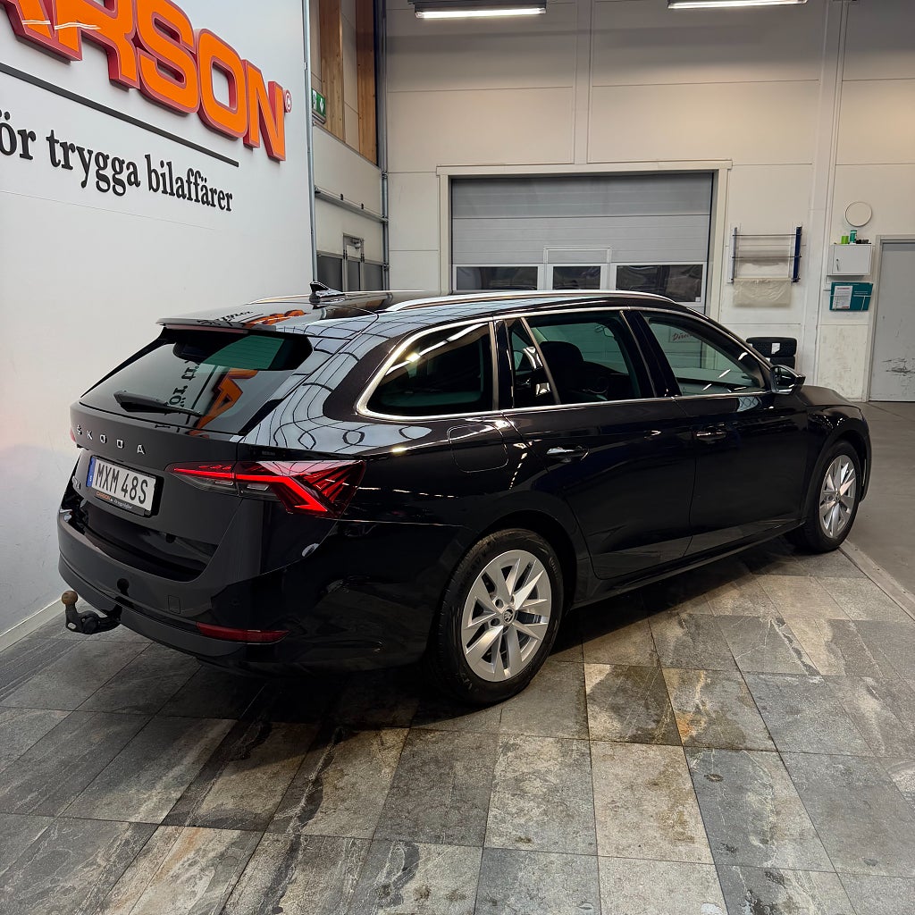 Skoda Octavia Kombi 2.0 TDI SCR Style Navi Backkamera Värmare Drag