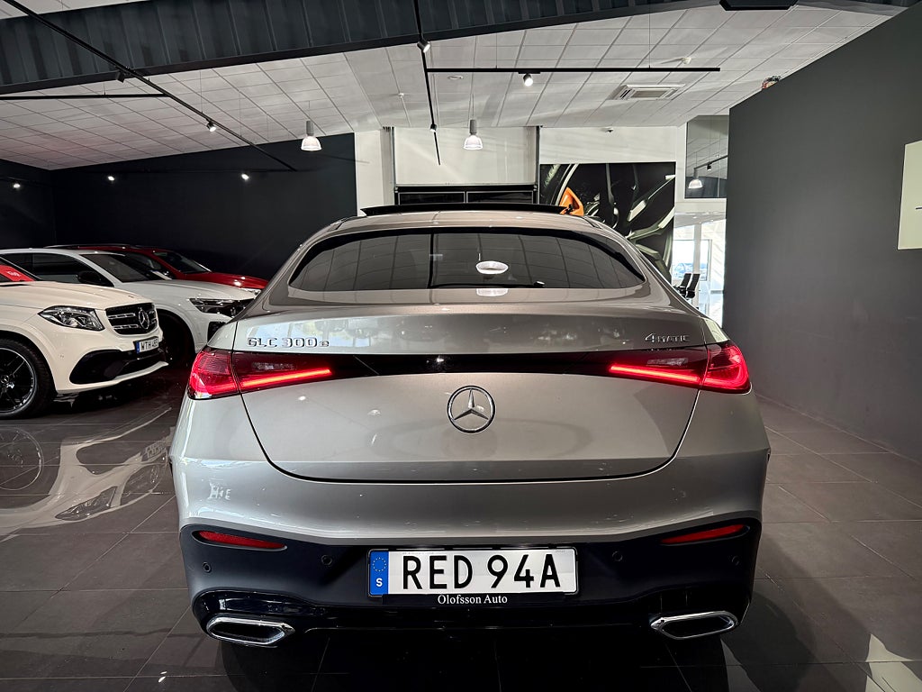 Mercedes-Benz GLC 300 e Coupé 4MATIC AMG Premium Plus Burmester Glastak - bild 22