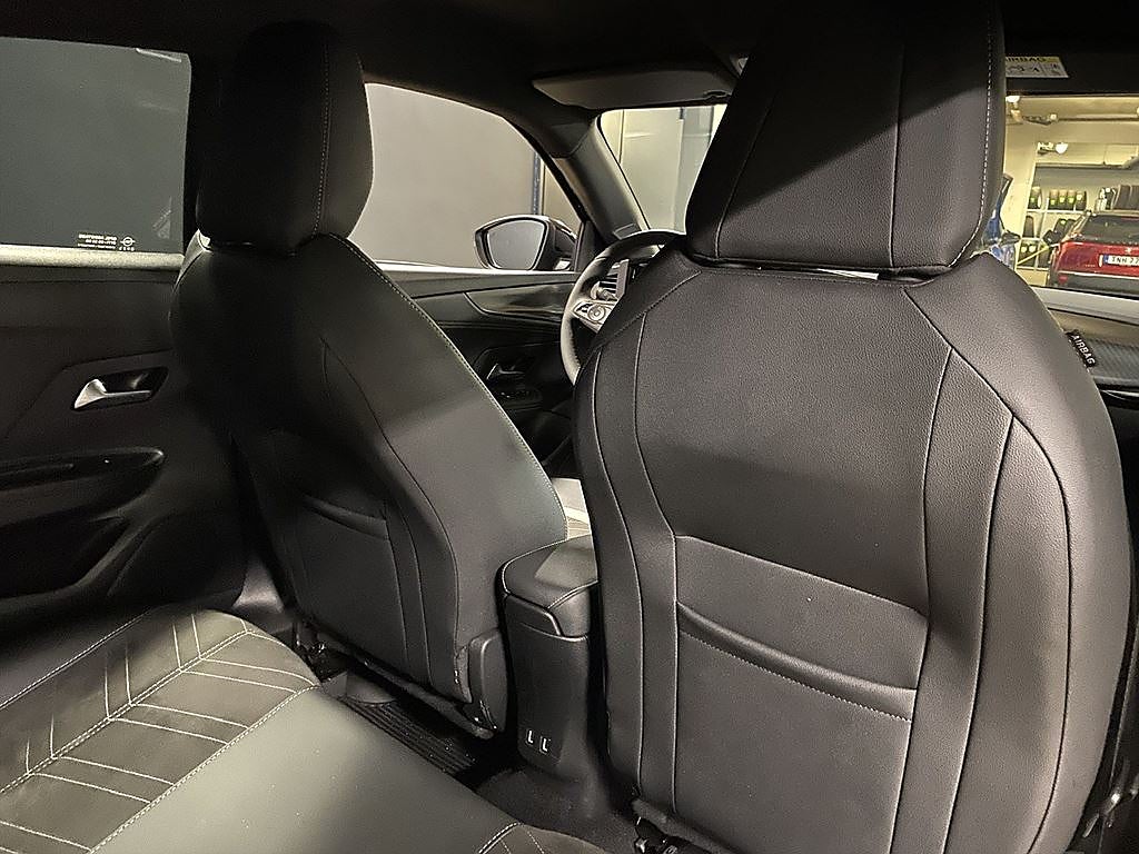 Bild på Opel Mokka Ultimate 1.2 PT 130hk Aut - RATTVÄRME, CARPLAY