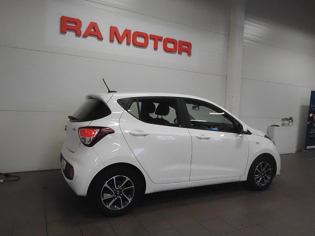 Hyundai i10 1.0 blue 67hk 5-d Trend PDC Farthållare Carplay 2020