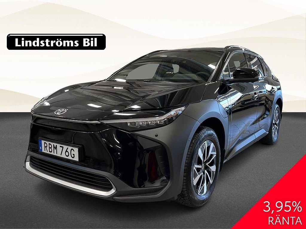 Toyota bZ4X Executive 71.4kWh AWD 217hk V-hjul Navi MOMS
