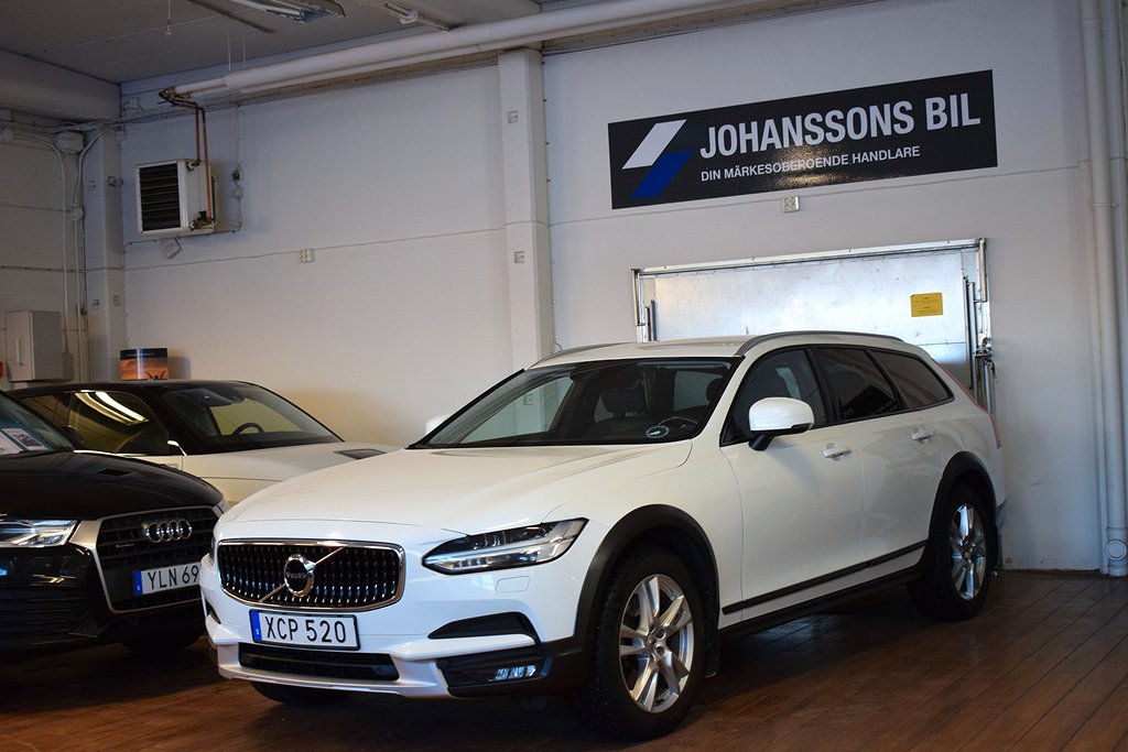 Volvo V90 Cross Country D4 AWD Momentum Advanced VOC Drag