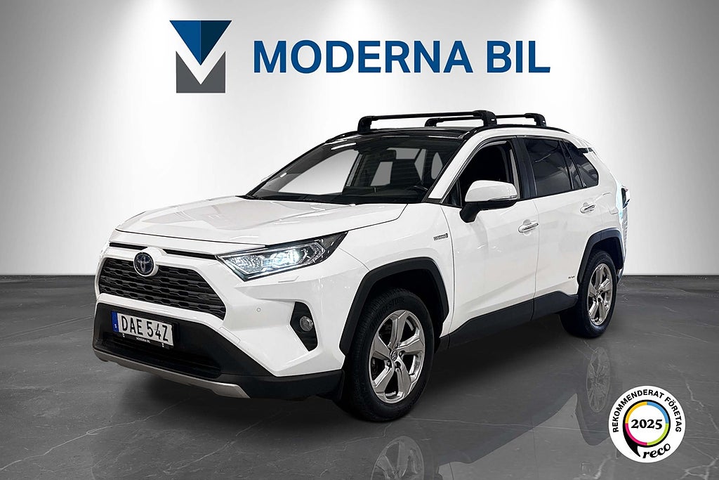 Toyota RAV4 Hybrid AWD-i E-CVT Executive Moms Drag Pano Skinn Adaptiv