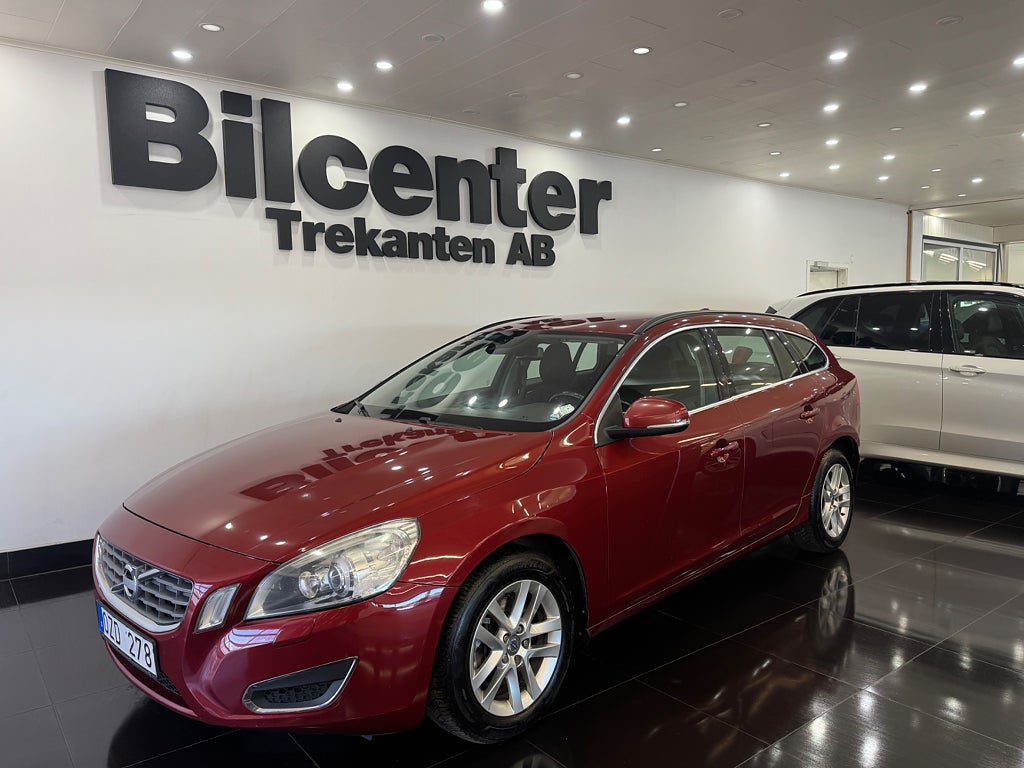 Volvo V60 D2 Momentum Euro 5 KamremBytt