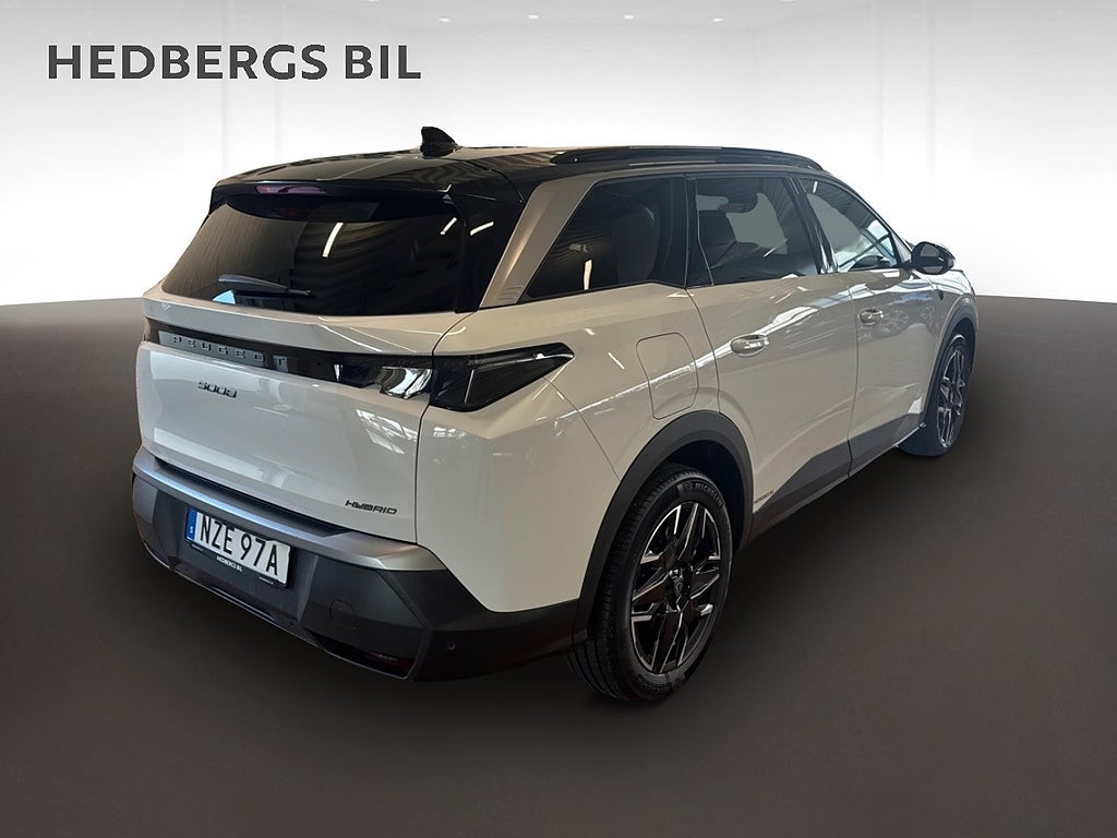 Peugeot 5008 HYBRID 136HK thumbnail