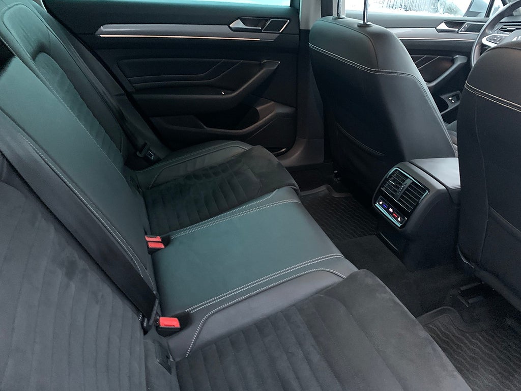 Volkswagen Passat GTE | Cockpit |  Bvärmare | Drag | Executive | 2021