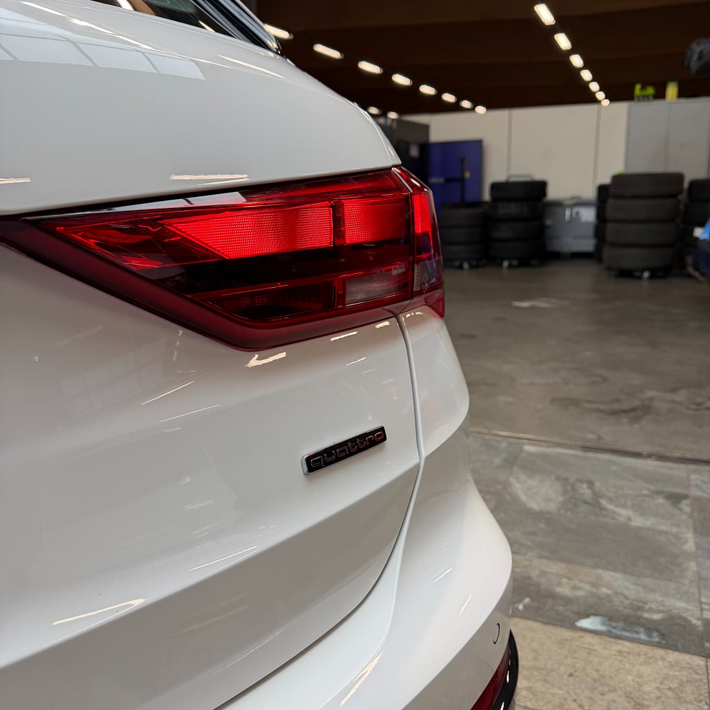 Audi Q3 40 TDI quattro 2.0 TDI Proline Adv Cockpit Värmare Drag