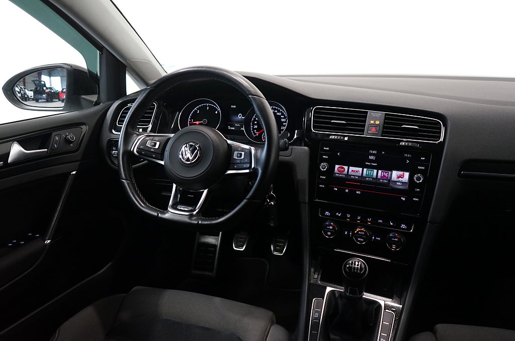 Volkswagen Golf 2.0 TDI GT B-kameraCarplay HR Maxton 150hk 4.99% Ränta