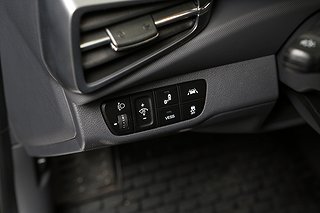 Halvkombi Hyundai IONIQ 14 av 25